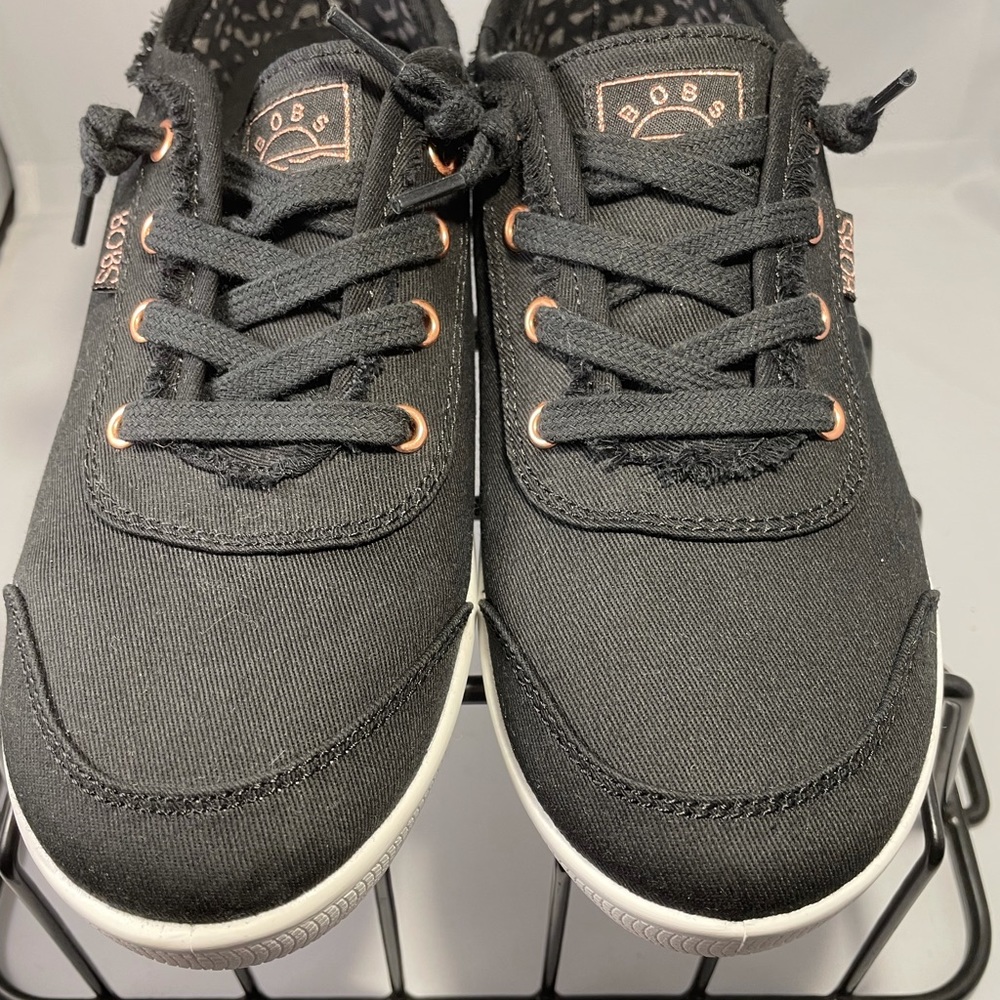 Women’s Sketches Bob’s tennis shoes, black size 7
